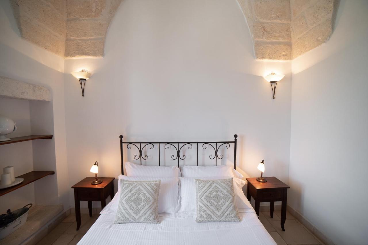 Masseria Donna Nina Остуні Екстер'єр фото